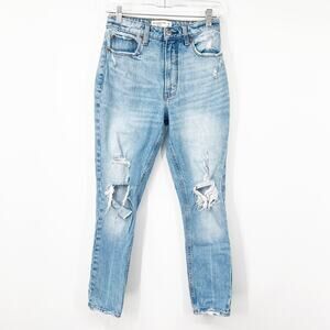 Abercrombie & Fitch Curve Love The Skinny Jeans High Rise Distressed SHORT